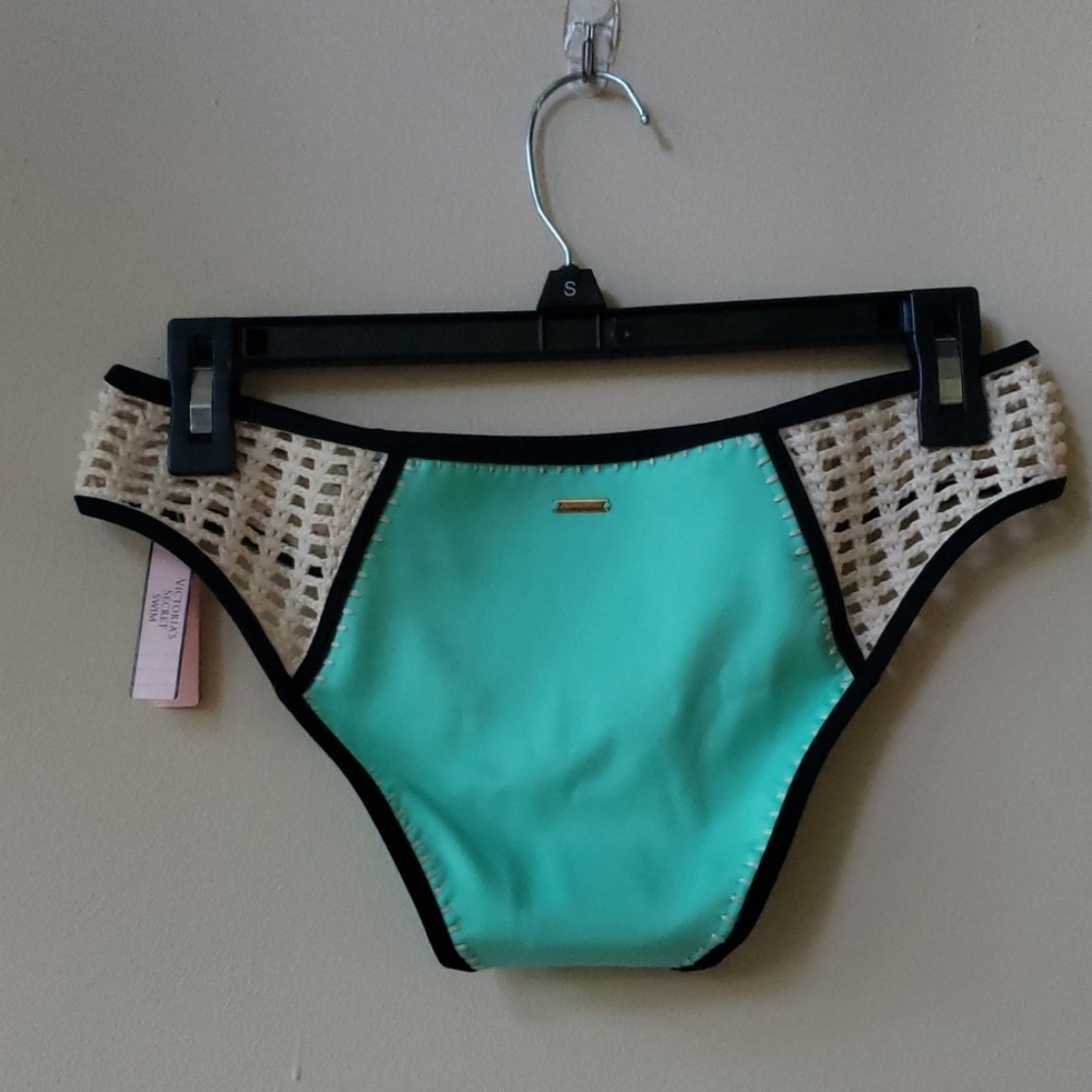 NWT Victoria's Secret Crochet Bikini Bottom